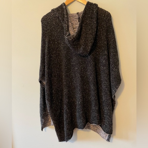 Aritzia TNA Angora Rabbit Hair and Cashmere Blend Poncho S/M - Picture 6 of 8